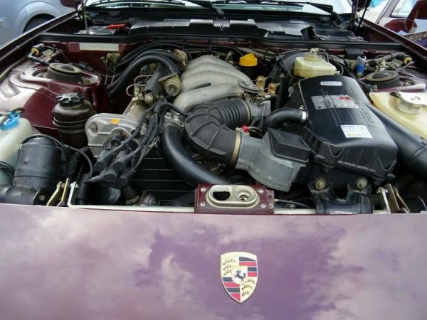Porsche 944 1987 122443