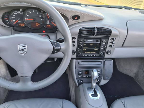 Porsche 911 Carrera 2000 427