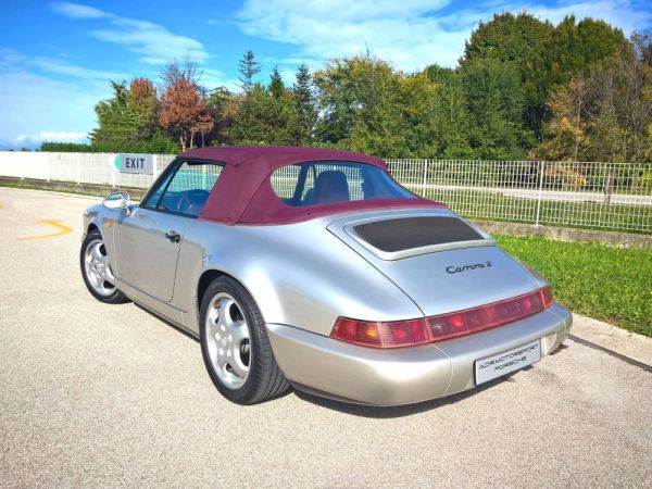 Porsche 911 Carrera 2 1992