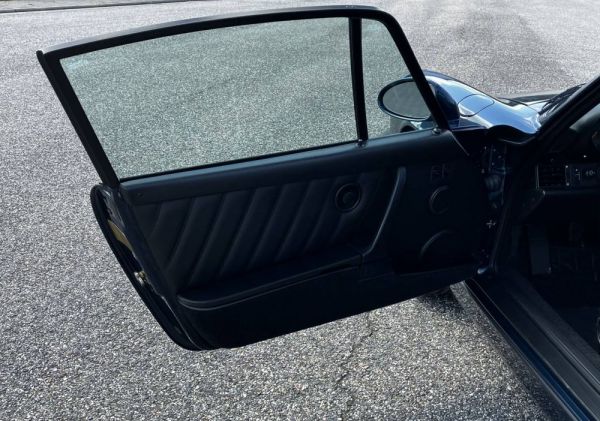 Porsche 911 Carrera 2 1993 64487