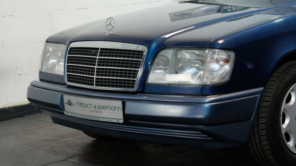 Mercedes-Benz E 220 T 1994 34931