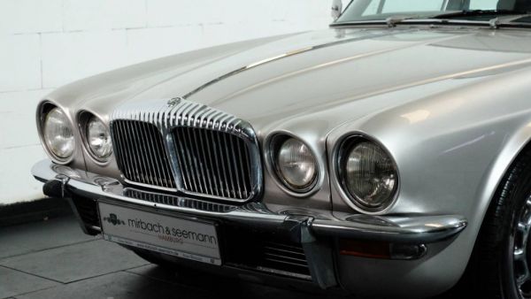 Daimler Sovereign 4.2 1977 35187
