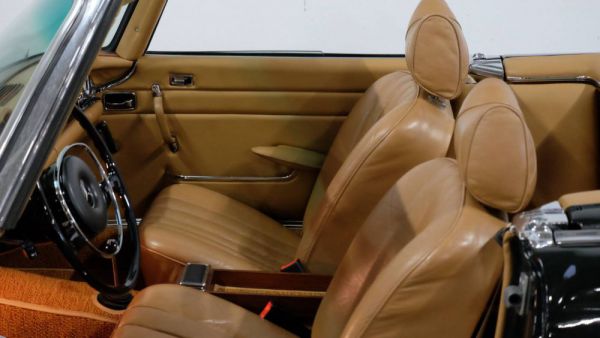 Mercedes-Benz 250 SL 1967 35283