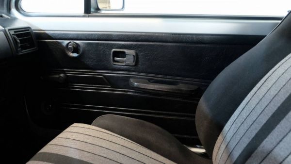 Volkswagen Golf I GTI 1.6 1981 35322