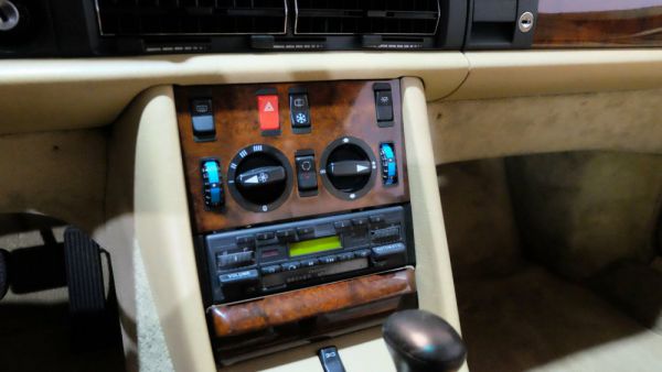 Mercedes-Benz 560 SEC 1986 104883