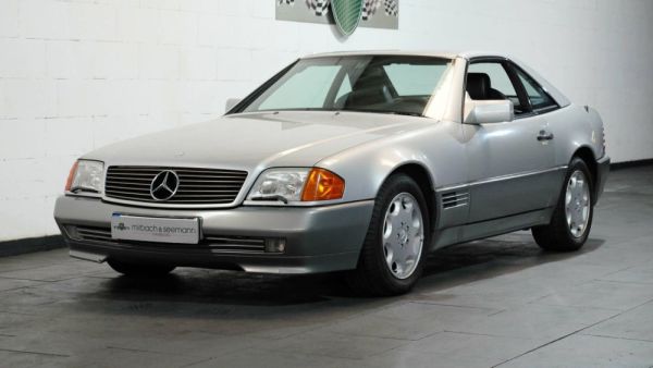 Mercedes-Benz 300 SL 1990 118810