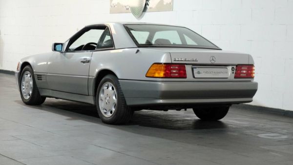 Mercedes-Benz 300 SL 1990 118812