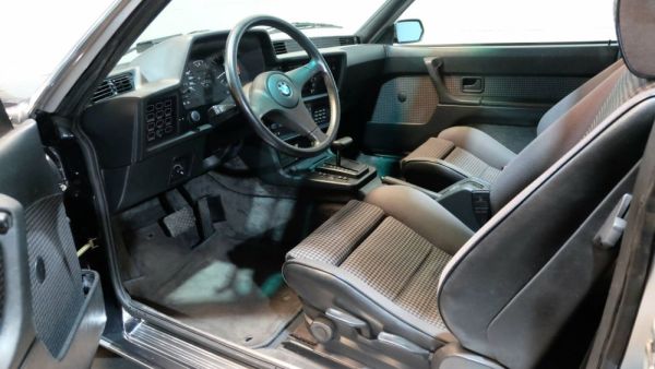 BMW 635 CSi 1986 119504