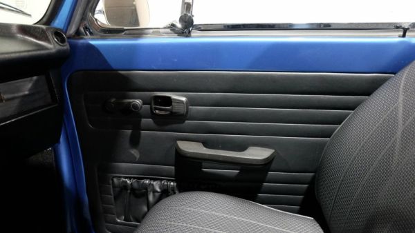 Volkswagen Maggiolino 1303 Fuel Injection 1978 129133