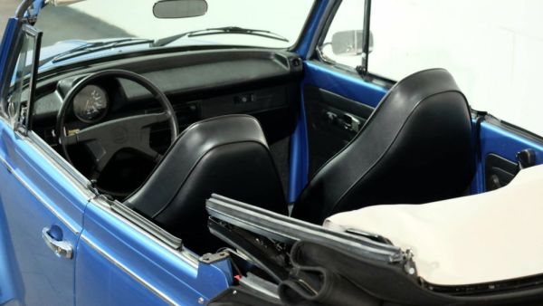 Volkswagen Maggiolino 1303 Fuel Injection 1978 129136