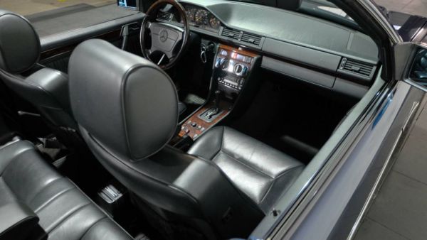 Mercedes-Benz E 220 1996 130939