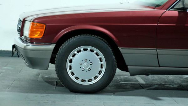 Mercedes-Benz 560 SEC 1987 130942