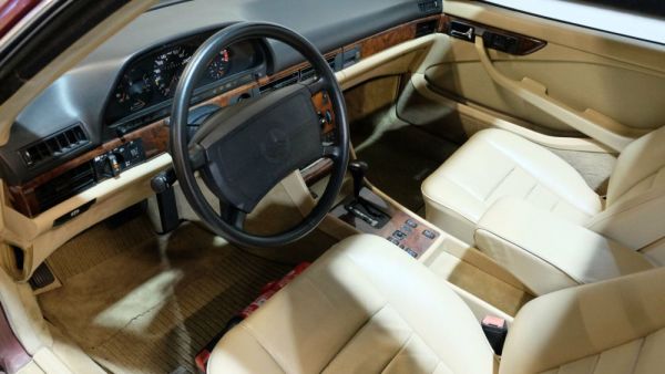 Mercedes-Benz 560 SEC 1987 130950