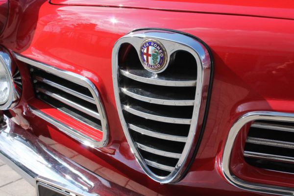 Alfa Romeo 2600 Spider 1964 65811