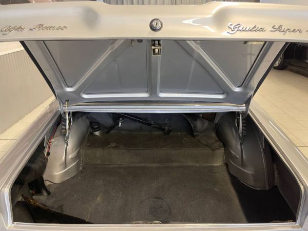 Alfa Romeo Giulia Nuova Super 1600 1972 67471