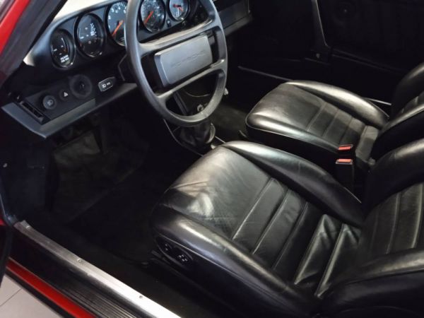 Porsche 911 Carrera 3.2 1985 85933