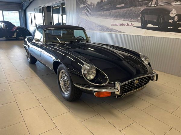 Jaguar E-Type V12 1973 123965