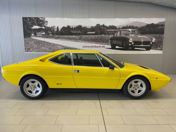 Ferrari Dino 308 GT4 1974