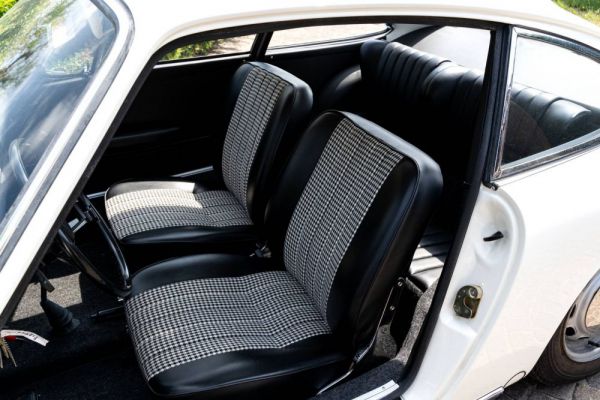 Porsche 911 2.0 1967 1509