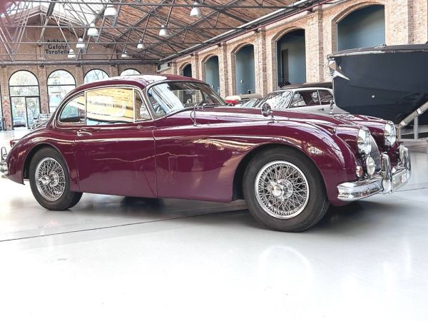Jaguar XK 150 SE FHC 1957 125242