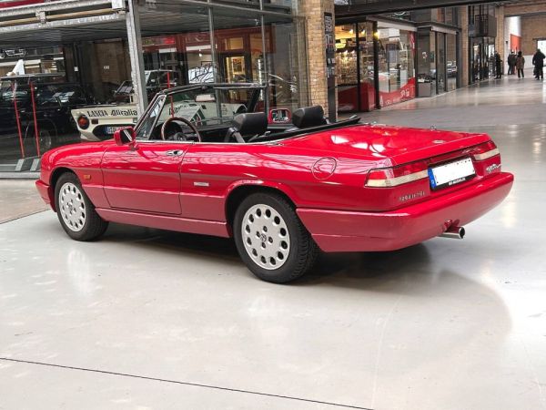 Alfa Romeo 2.0 Spider 1992 131148
