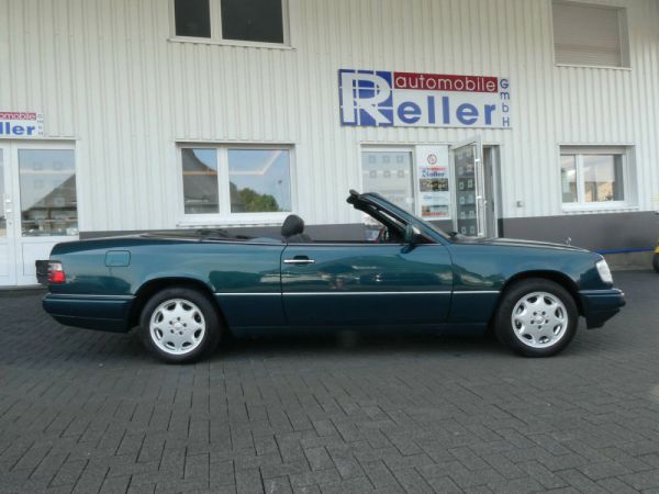 Mercedes-Benz E 220 1996 41702