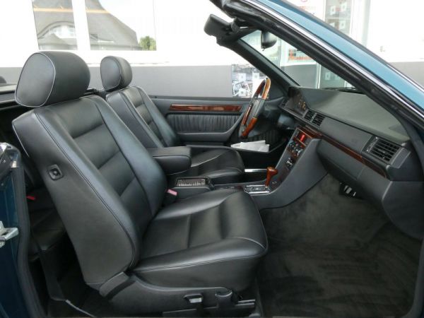 Mercedes-Benz E 220 1996 41707