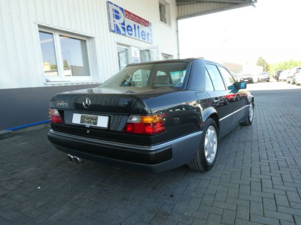 Mercedes-Benz 500 E 1992 41848