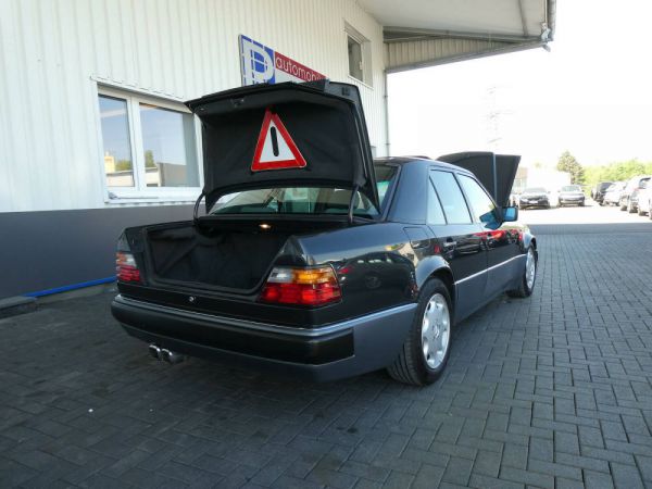 Mercedes-Benz 500 E 1992 41854