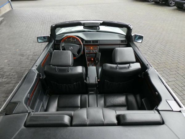 Mercedes-Benz E 320 1996 85203