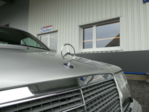 Mercedes-Benz E 320 1996 85205