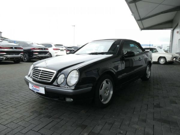 Mercedes-Benz CLK 320 1999 97895