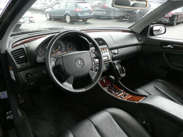 Mercedes-Benz CLK 320 1999 97898