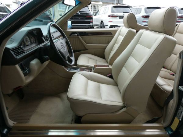 Mercedes-Benz E 320 1994 114565