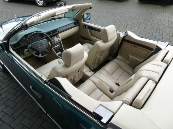Mercedes-Benz E 320 1994 114570