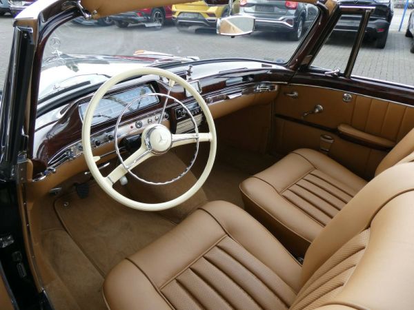 Mercedes-Benz 220 SE Cabriolet 1959 116362