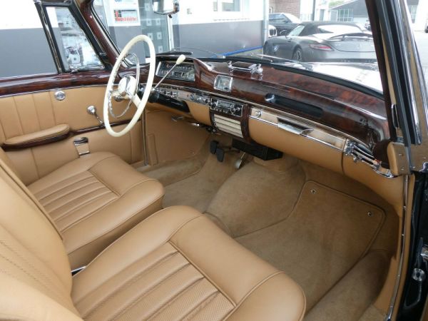 Mercedes-Benz 220 SE Cabriolet 1959 116365