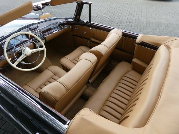Mercedes-Benz 220 SE Cabriolet 1959 116368