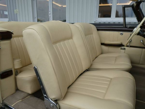 Mercedes-Benz 220 S Cabriolet 1957 119358