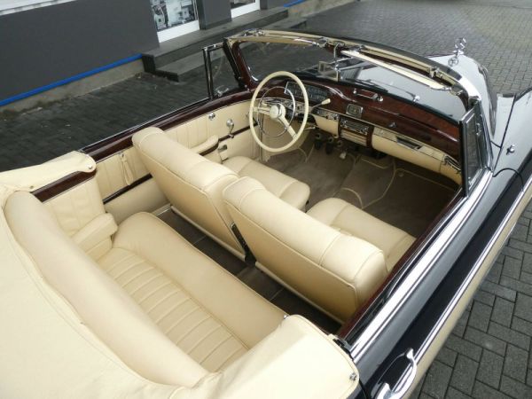 Mercedes-Benz 220 S Cabriolet 1957 119361