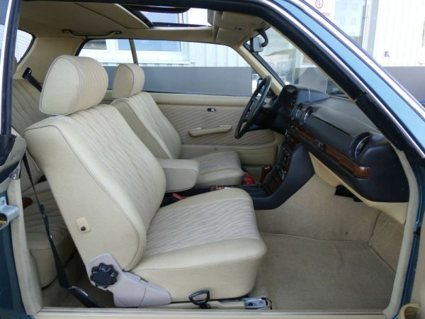 Mercedes-Benz 280 CE 1981 122907