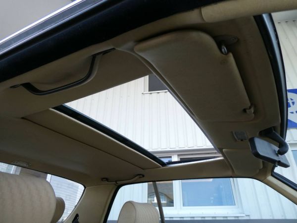 Mercedes-Benz 280 CE 1981 122910