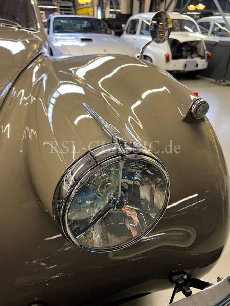 Jaguar XK 120 DHC 1953 42750