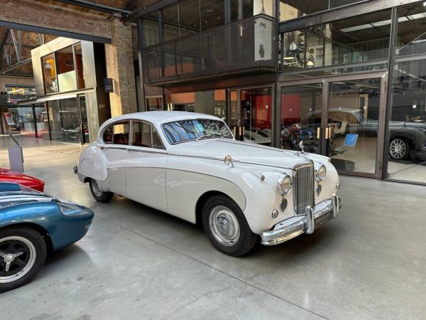 Jaguar Mk IX 1961 131375
