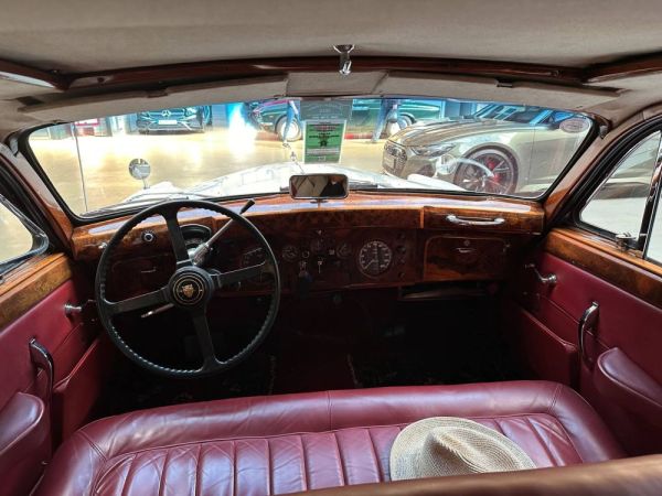 Jaguar Mk IX 1961 131382