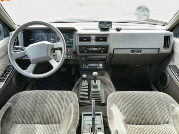 Nissan Terrano V6 1993 1876