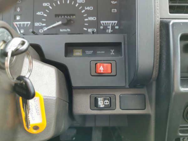 Nissan Terrano V6 1993 1882