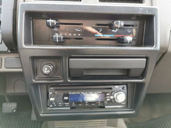 Nissan Terrano V6 1993 1883