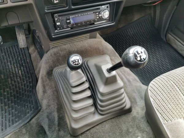 Nissan Terrano V6 1993 1884