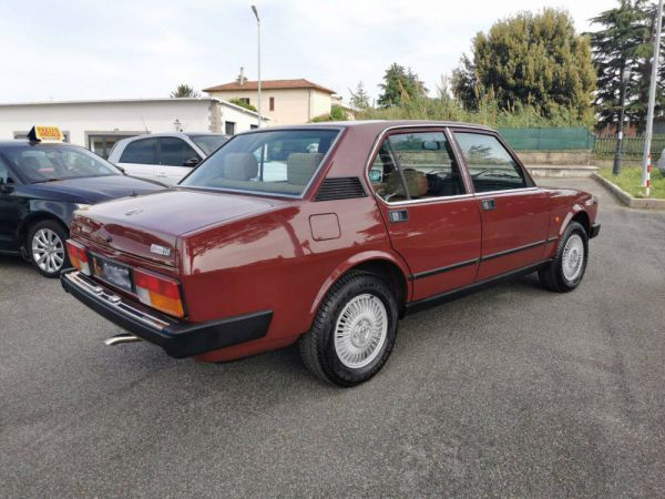 Alfa Romeo Alfetta 2.0 1983
